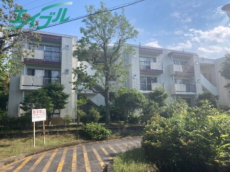 グランドヒルズ桔梗が丘14号棟外観写真