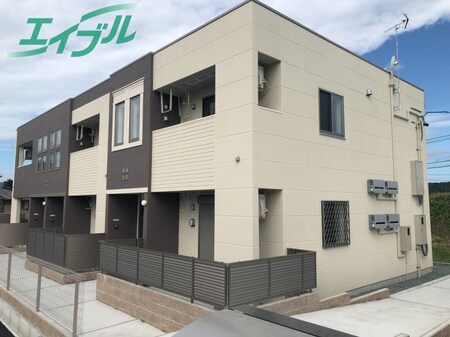 レジデンス蔵持外観写真