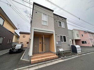メゾンKT2号館外観写真
