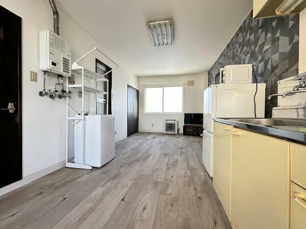 リビングダイニング