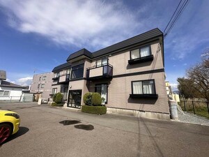 サンリバー富岡外観写真