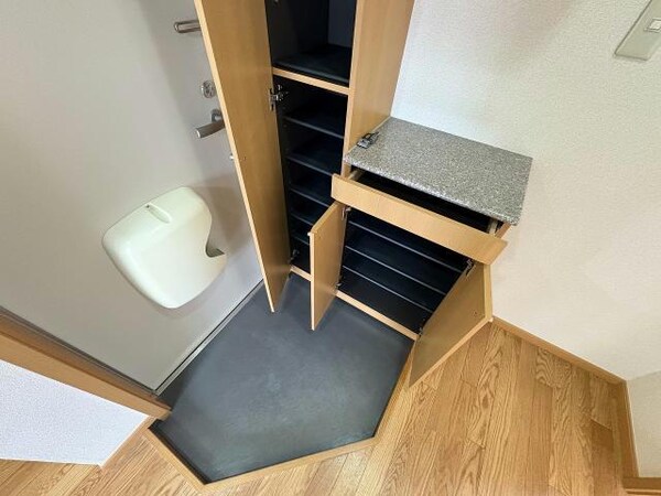 玄関回り