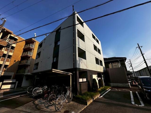 ブルーベルの物件外観写真