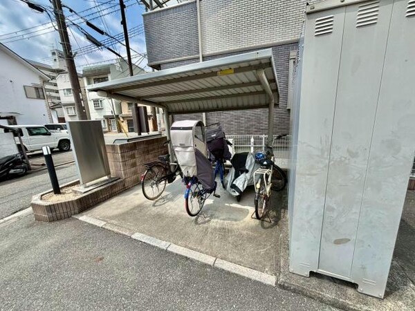 駐輪場