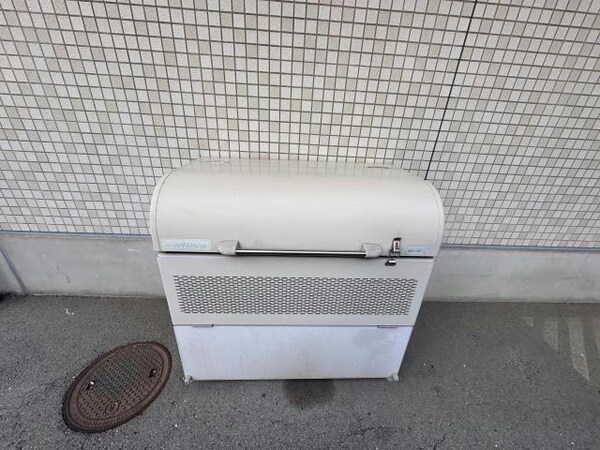 建物設備(敷地内ごみ置き場)