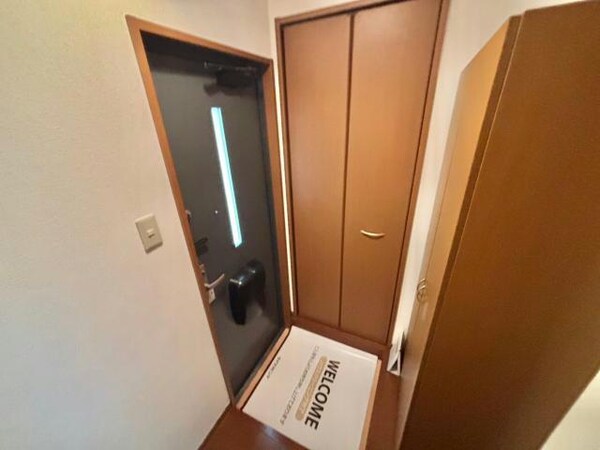 玄関回り