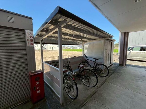 駐輪場