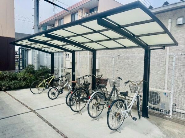 駐輪場