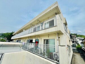 西新在家マンション外観写真