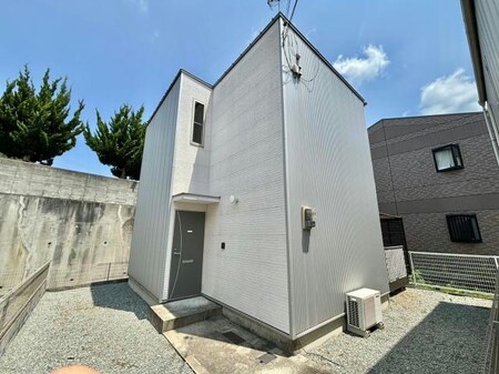 みはらし苑　D号棟外観写真
