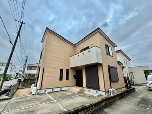 ビッグフォレスト若菜A棟外観写真