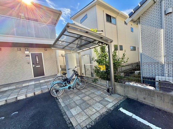 駐輪場