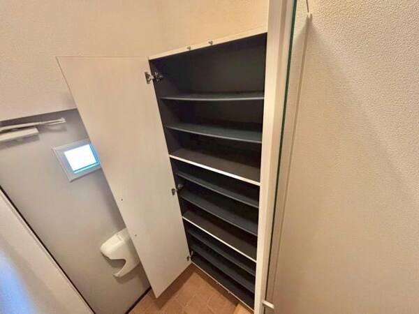 玄関回り