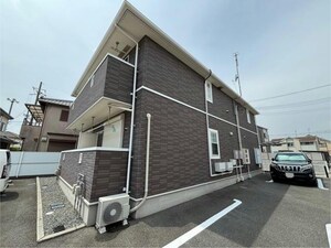 エザンステリトワールブリエ外観写真