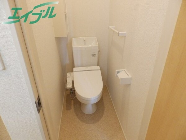 トイレ(別部屋反転画像です。現状優先とします。)