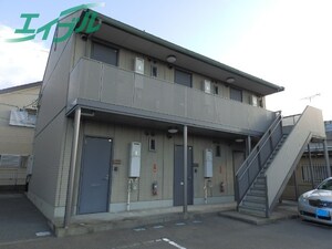 プレザントハイツ久居　Ｂ棟外観写真