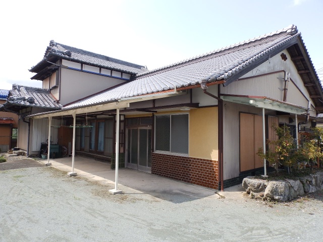 一志町八太貸家