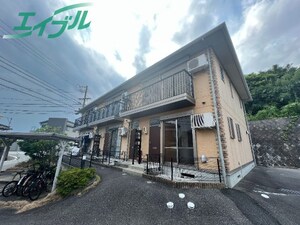 ヴェルデュール　B棟外観写真