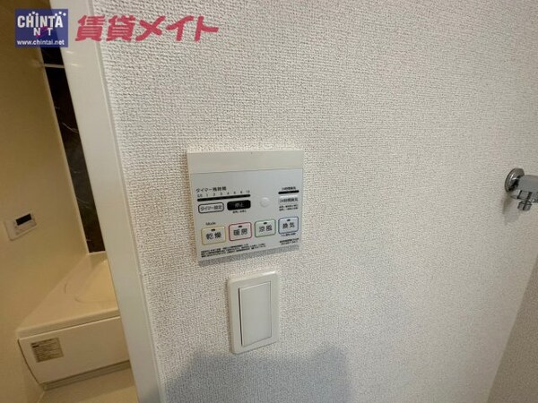 その他設備(同型タイプ反転の画像です)