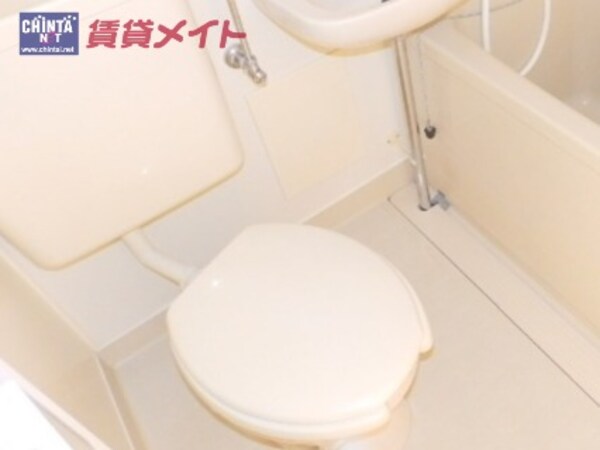 トイレ(トイレ同タイプ部屋写真です。)