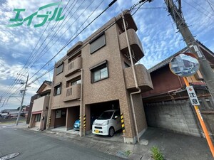メゾンファミーユ外観写真