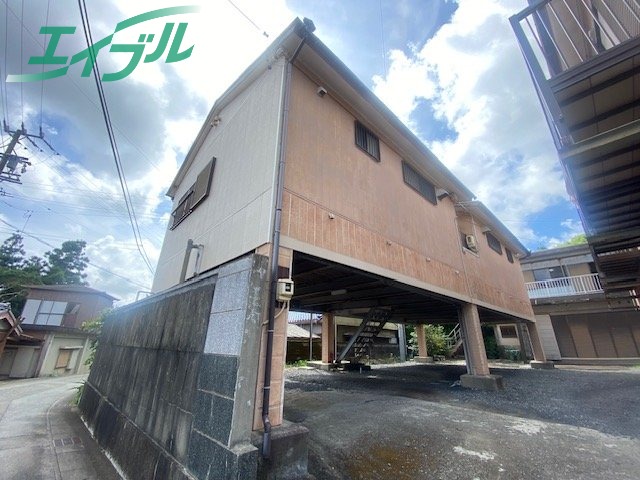 コーポ向井　5・6号室