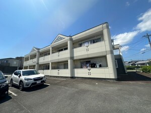 コーポロイヤル外観写真
