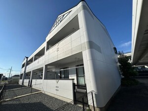 ラテール外観写真