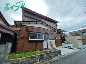 M様川井町貸家外観写真