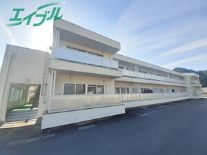 奥伊勢マンション外観写真