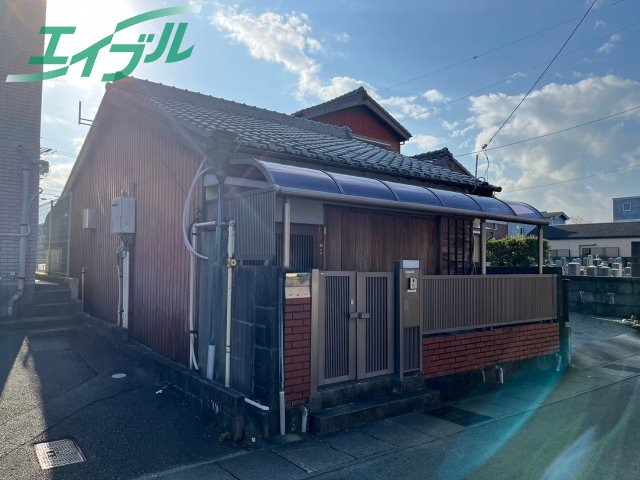 西町大谷地借家