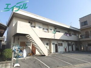 東新コーポ外観写真