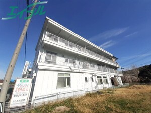 ぶるうぱいん外観写真