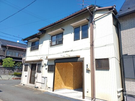 新屋敷戸建て外観写真