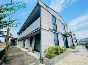 グランピアA棟外観写真
