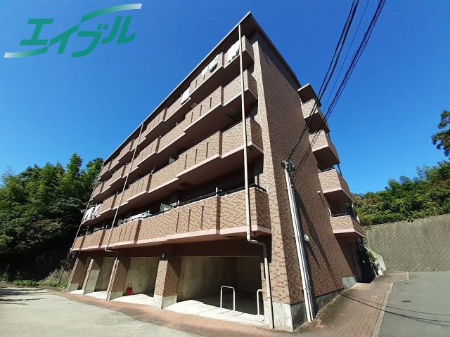 センチュリー山城