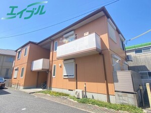 ラウンドヒルⅡ外観写真