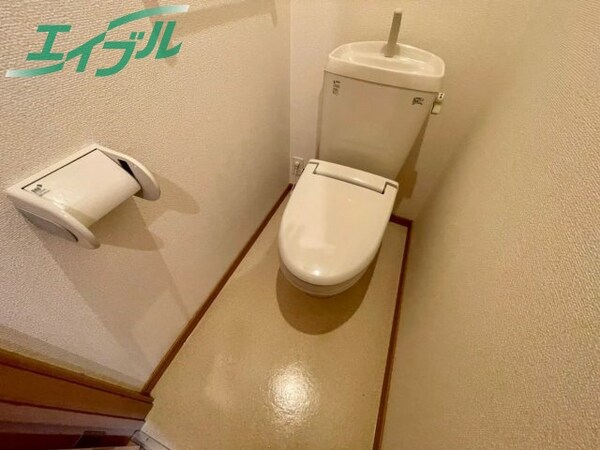 トイレ(反転タイプ参考写真)