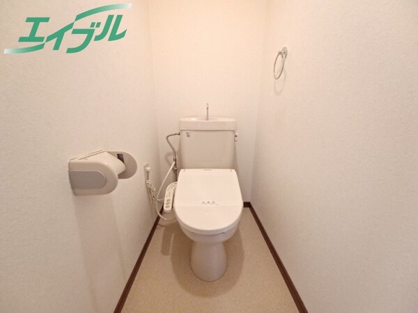 トイレ(掲載画像は同型タイプのものです。現状を優先とします。)