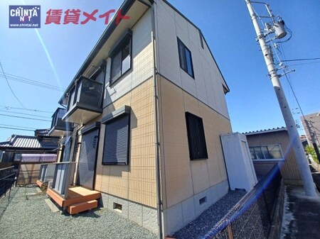 ルミエール阿倉川外観写真