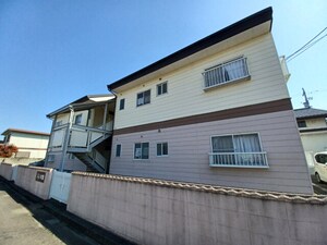 リリー中里外観写真