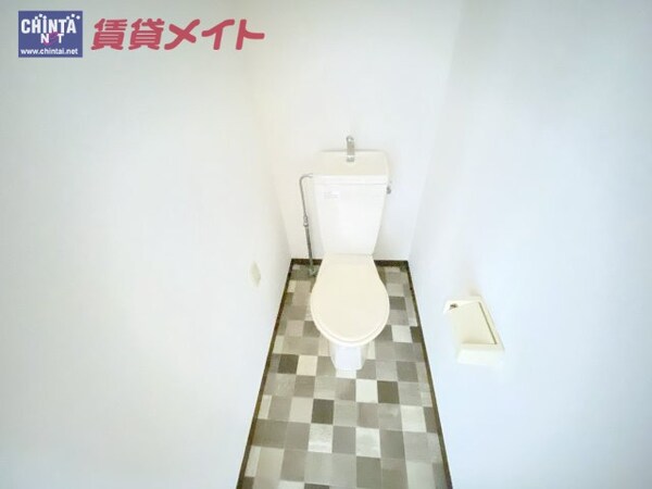 トイレ(同型別部屋参考です)