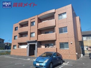 ラウレア外観写真
