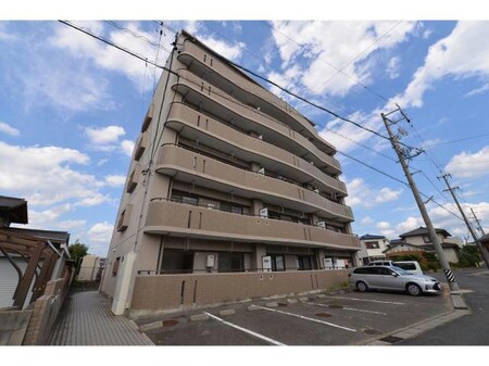 ファミール共栄外観写真