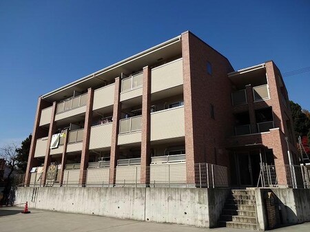 メゾンドルミエール外観写真