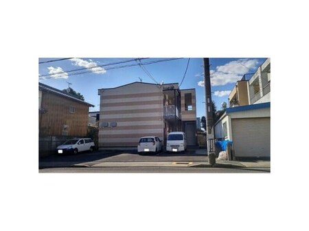 レオパレス守牧町外観写真