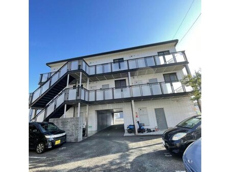 シモーヌヴィーユB棟外観写真