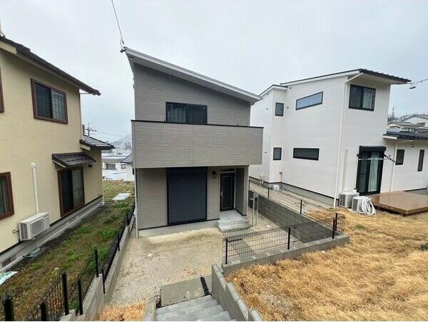 瀬戸市東松山町戸建