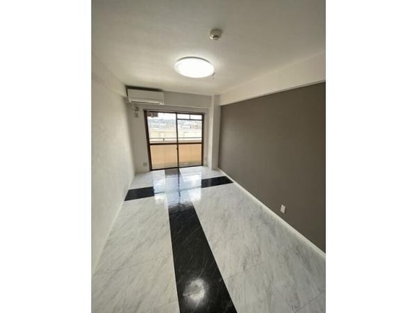 リビングダイニング