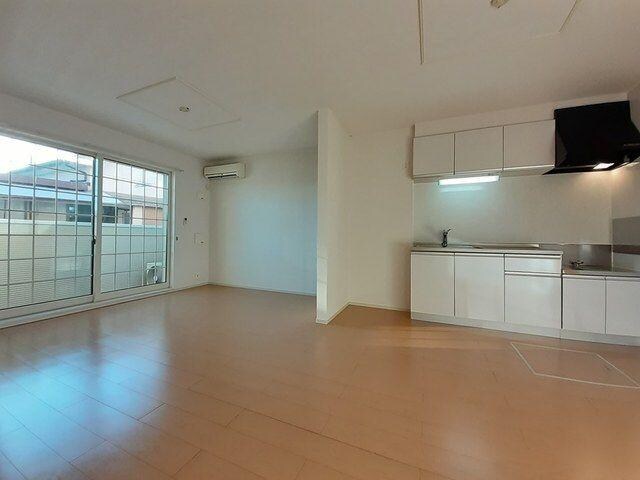 リビングダイニング